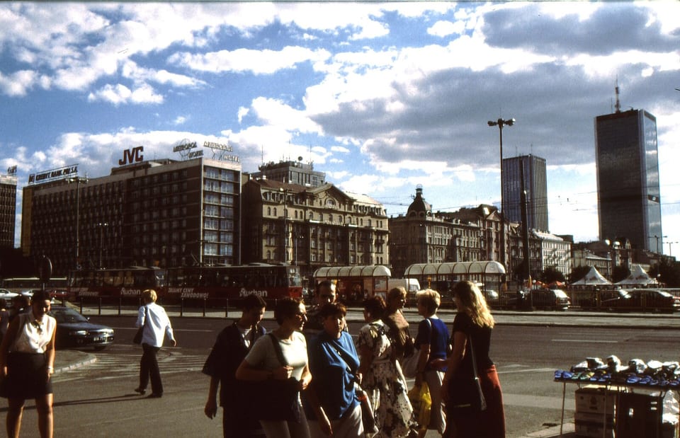 Marszałkowska Street with a 105Na tram, 1999