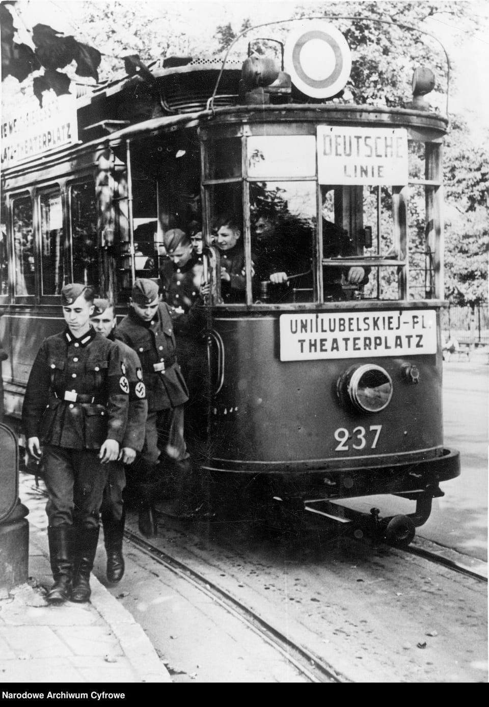 Line 0 tram marked ‘Nur für Deutsche’, Warsaw 1942